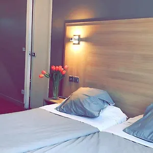 Bristol Republique Отель